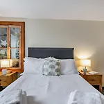 Dom wakacyjny 2 Bed In Sz409 *