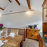 2 Bed In Sz409 Ravenglass